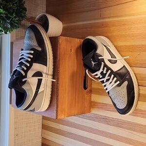 Nike Air Jordan 1, Shadow, Low, Gray White Black, Sneakers